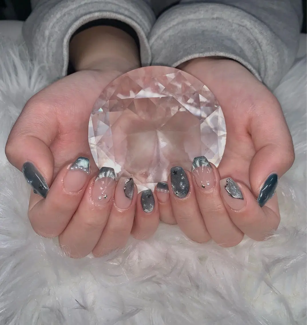 ネイル アートネイル オーロラネイル チークネイル 長さ出し フットネイル ハンドネイル 銀河_ Chan nailsのネイルデザイン