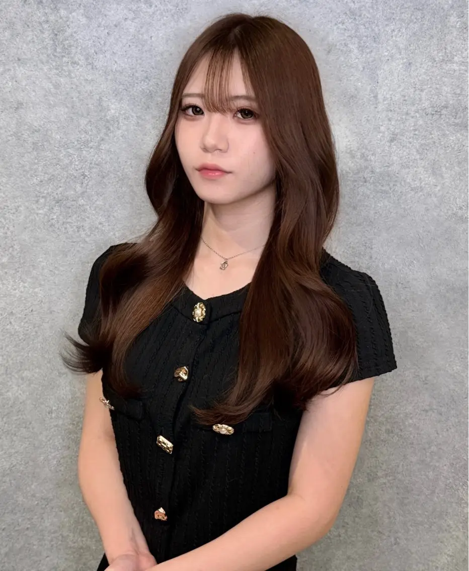 ロング カラー ベージュカラー 透明感カラー トリートメント ヘアカラー トリートメント 紅都🫧 透明感水光カラーのヘアスタイル