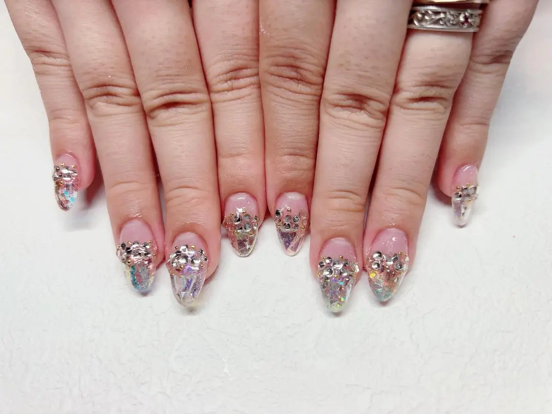 ネイル キラキラネイル lucky nail 歌舞伎町のネイルデザイン