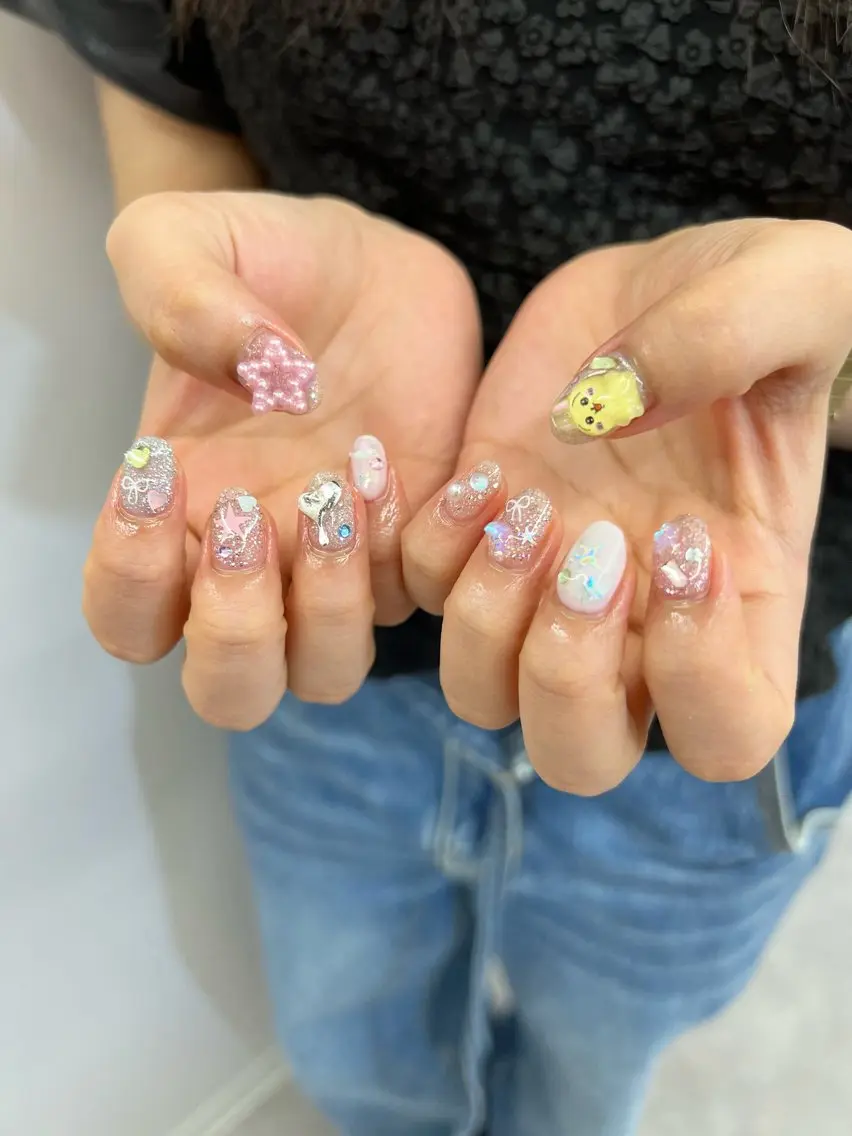 ネイル クリアネイル ジェルネイル キラキラネイル 韓国ネイル マグネットネイル Bana_ Nailのネイルデザイン
