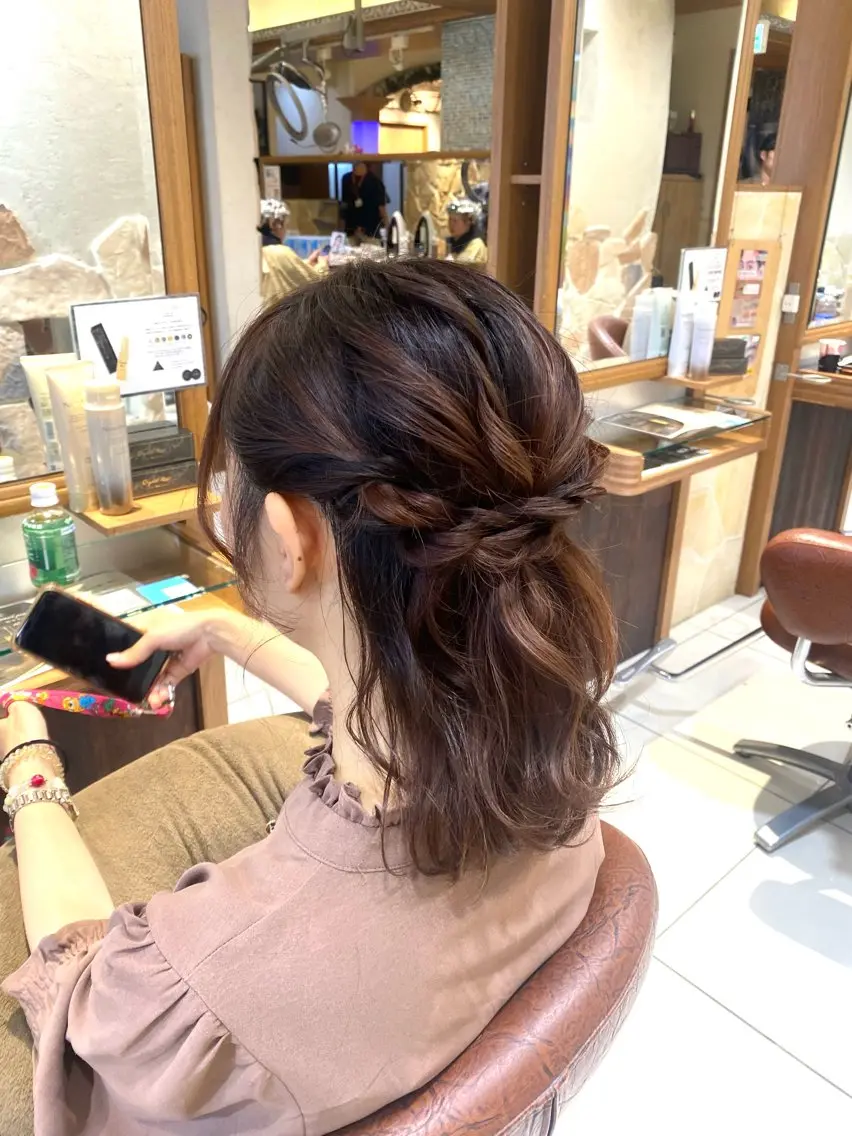 セミロング ヘアアレンジ ハーフアップ ヘアセット ♡ヘアアレンジ♡ naraのヘアスタイル
