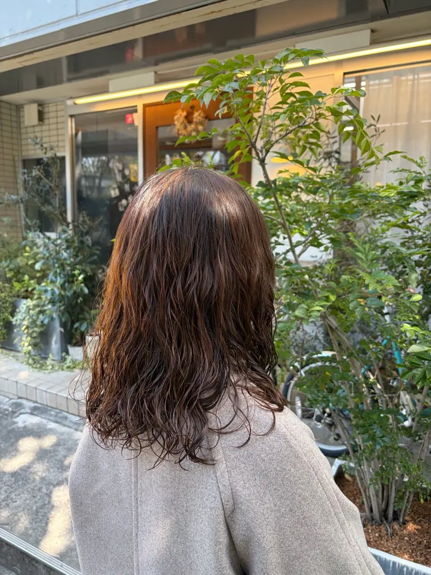 セミロング パーマ セミロングパーマ カット パーマ 中村 芽衣那のヘアスタイル
