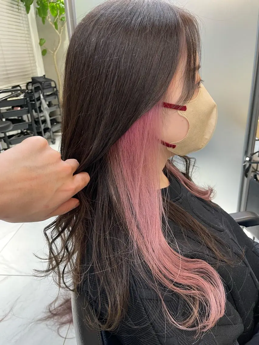 🌟大好評🌟カット+インナーカラー✨+透明感カラー✨+高保湿トリートメント🌸の写真