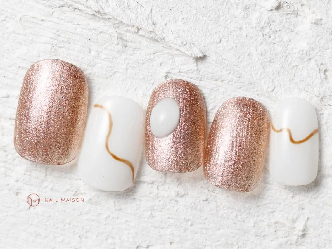 ネイル i nails 横浜WESTのネイルデザイン