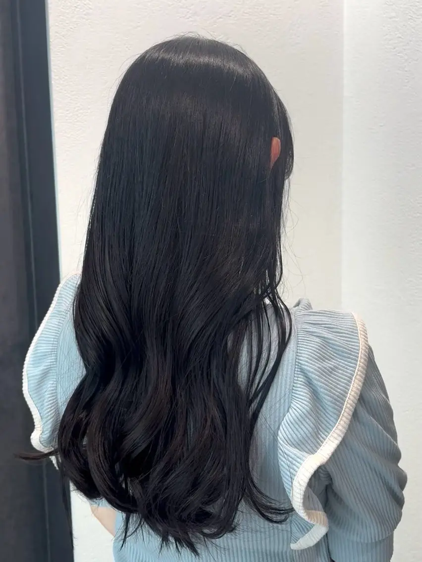 カラー 栗山 心鈴のヘアスタイル