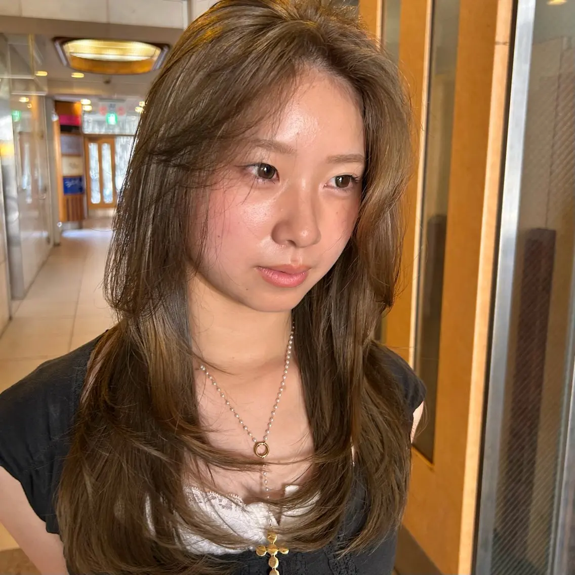ロング カラー カット ヘアカラー ベージュ/ブラウン 透明感カラー🍑のヘアスタイル