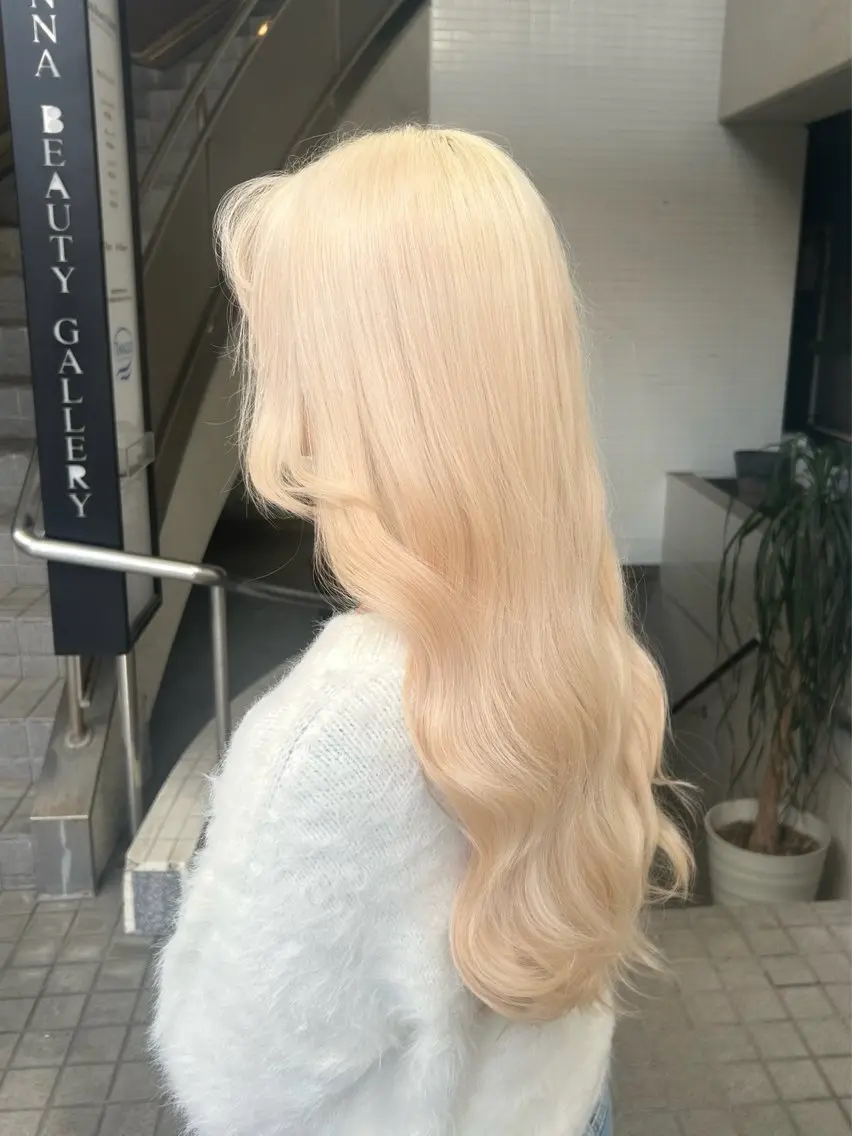 ロング ヘアカラー ブリーチ透明感カラー 🍀mizuki🍀のヘアスタイル