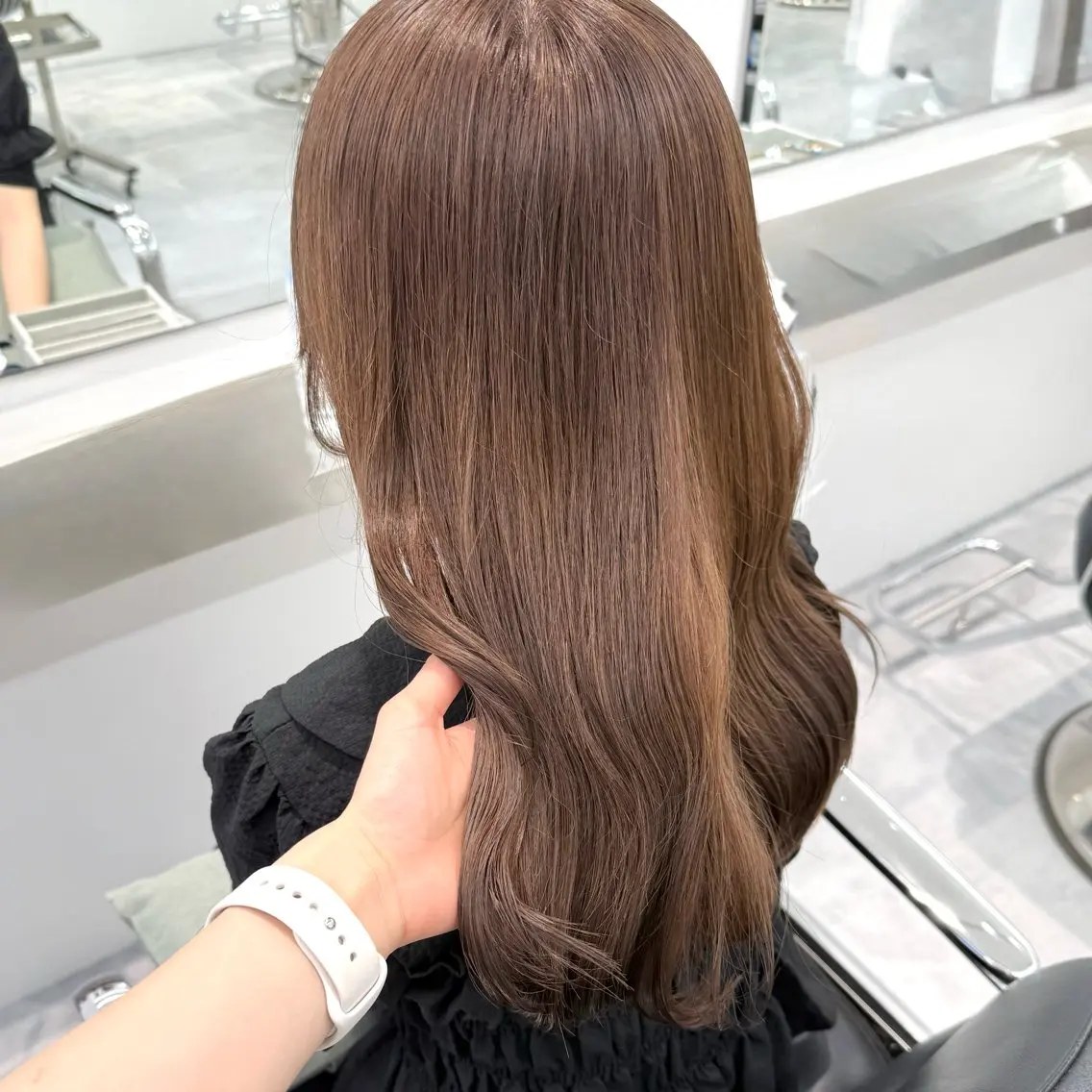 セミロング カラー ヘアカラー ParveMix￤ 大賀さつき🍨🤍のヘアスタイル
