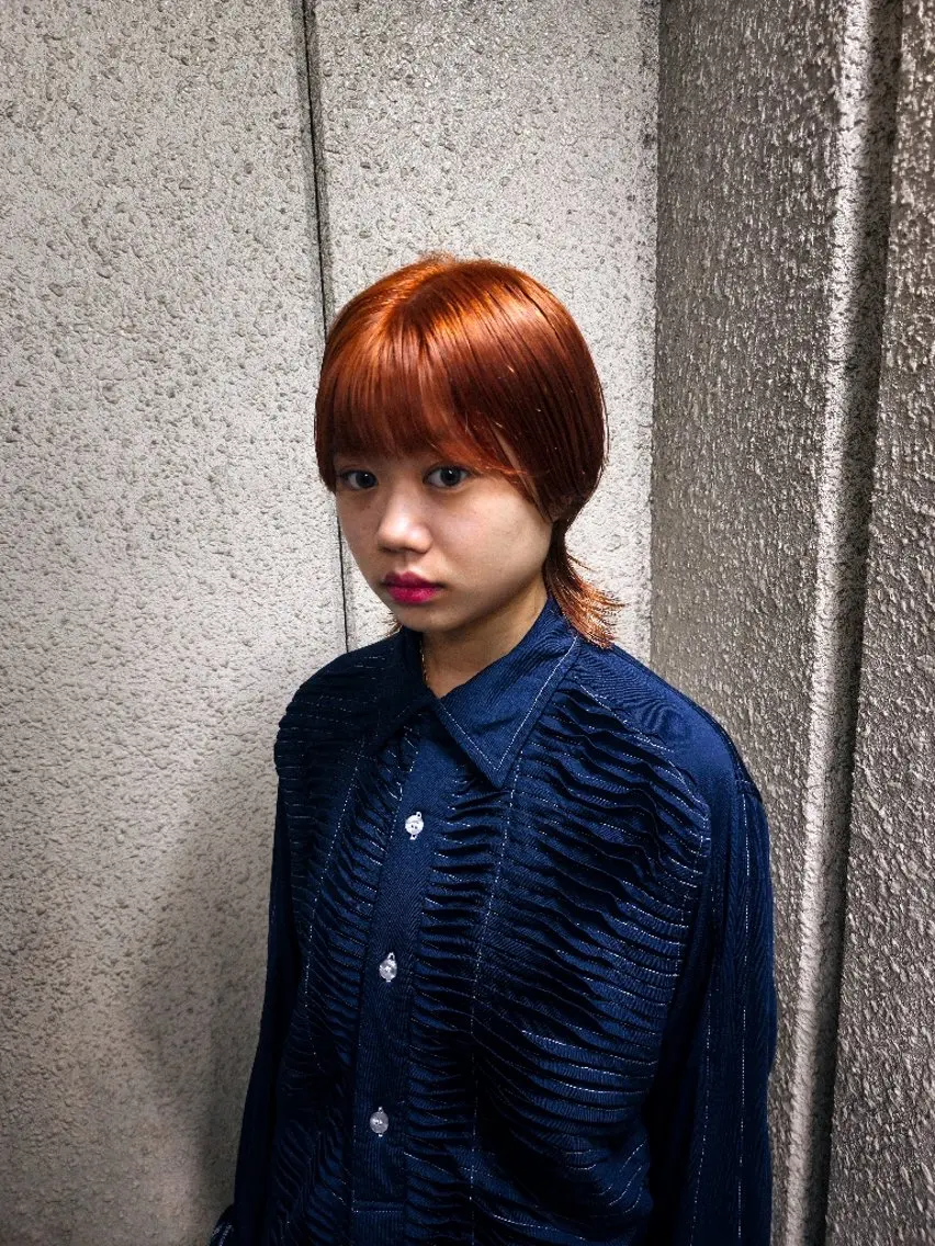 ショート カラー ブリーチ OMA カタギシのヘアスタイル