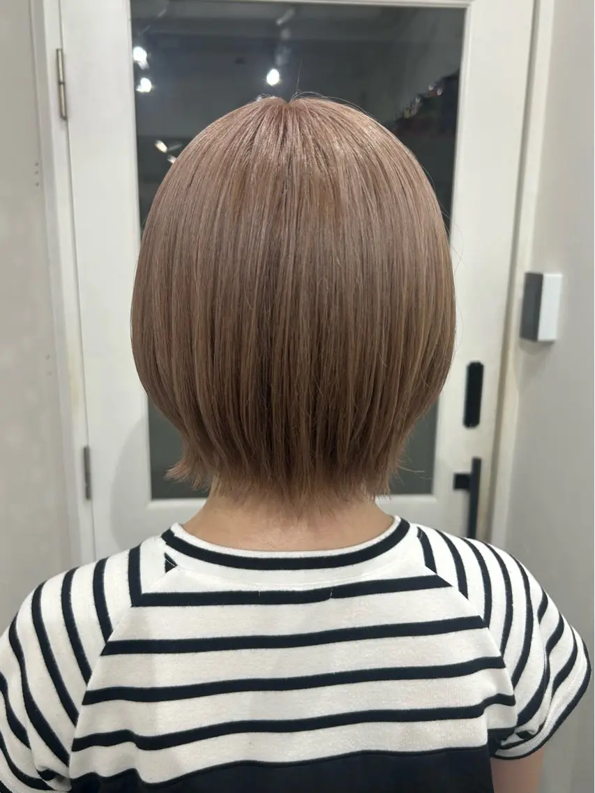 ショート ヘアカラー トリートメント 🪼モモカ/デザイン ハイトーンカラー🪼のヘアスタイル