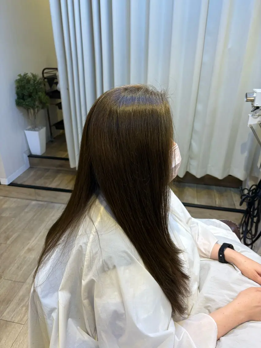 ロング カラー オリーブカラー 上川畑 つかさのヘアスタイル