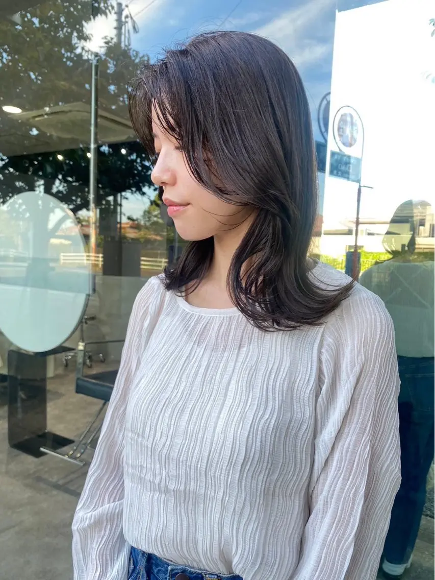 セミロング ヘアカラー トリートメント ヘッドスパ qpulaあいみ 透明感カラーのヘアスタイル
