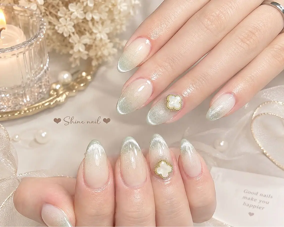 ネイル shine 🎀 長さ出し専門のネイルデザイン