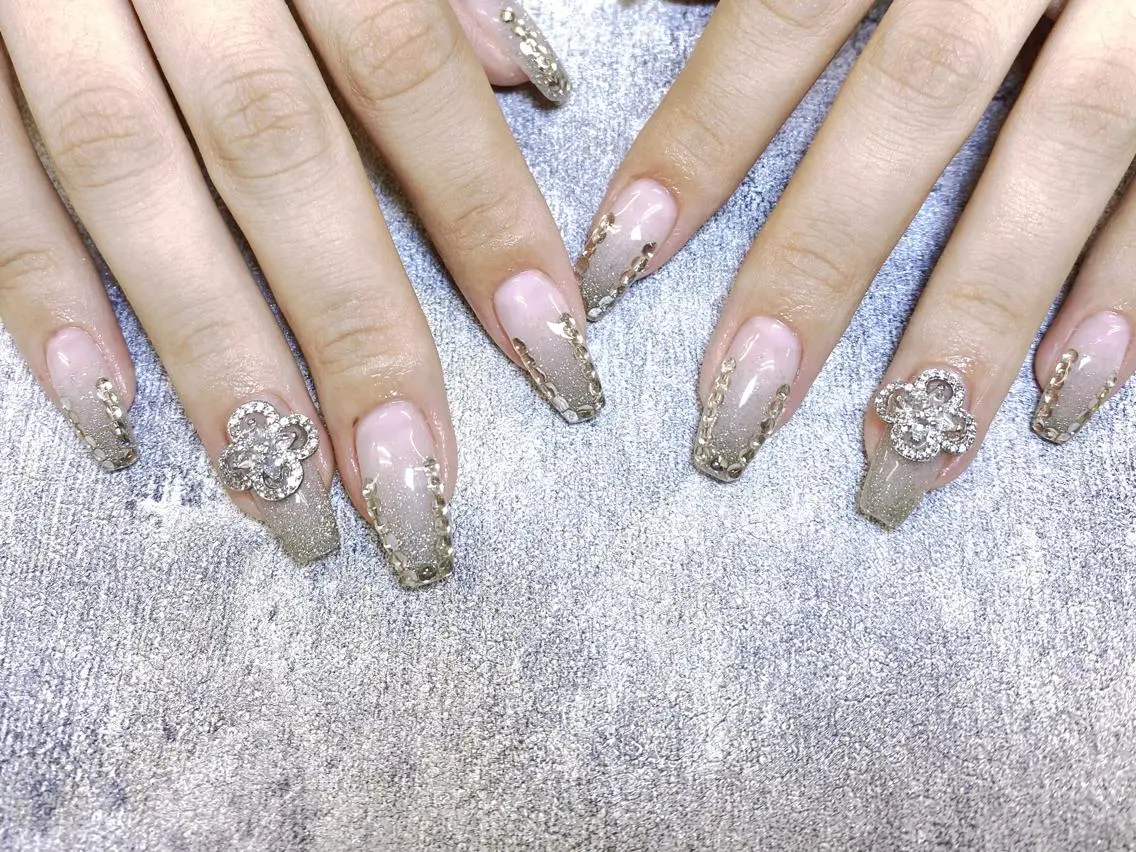 ネイル モデル募集Coco Nailのネイルデザイン
