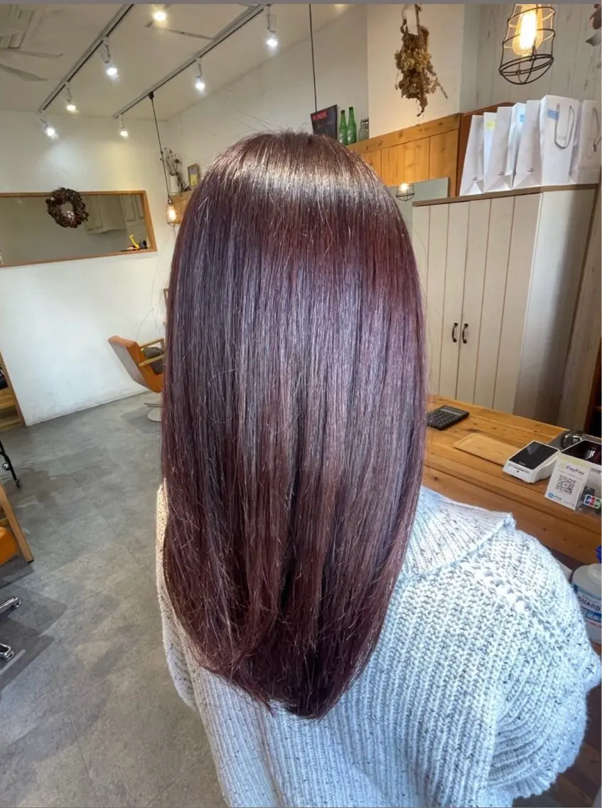 カラー ヘアカラー はやさか しおんのヘアスタイル