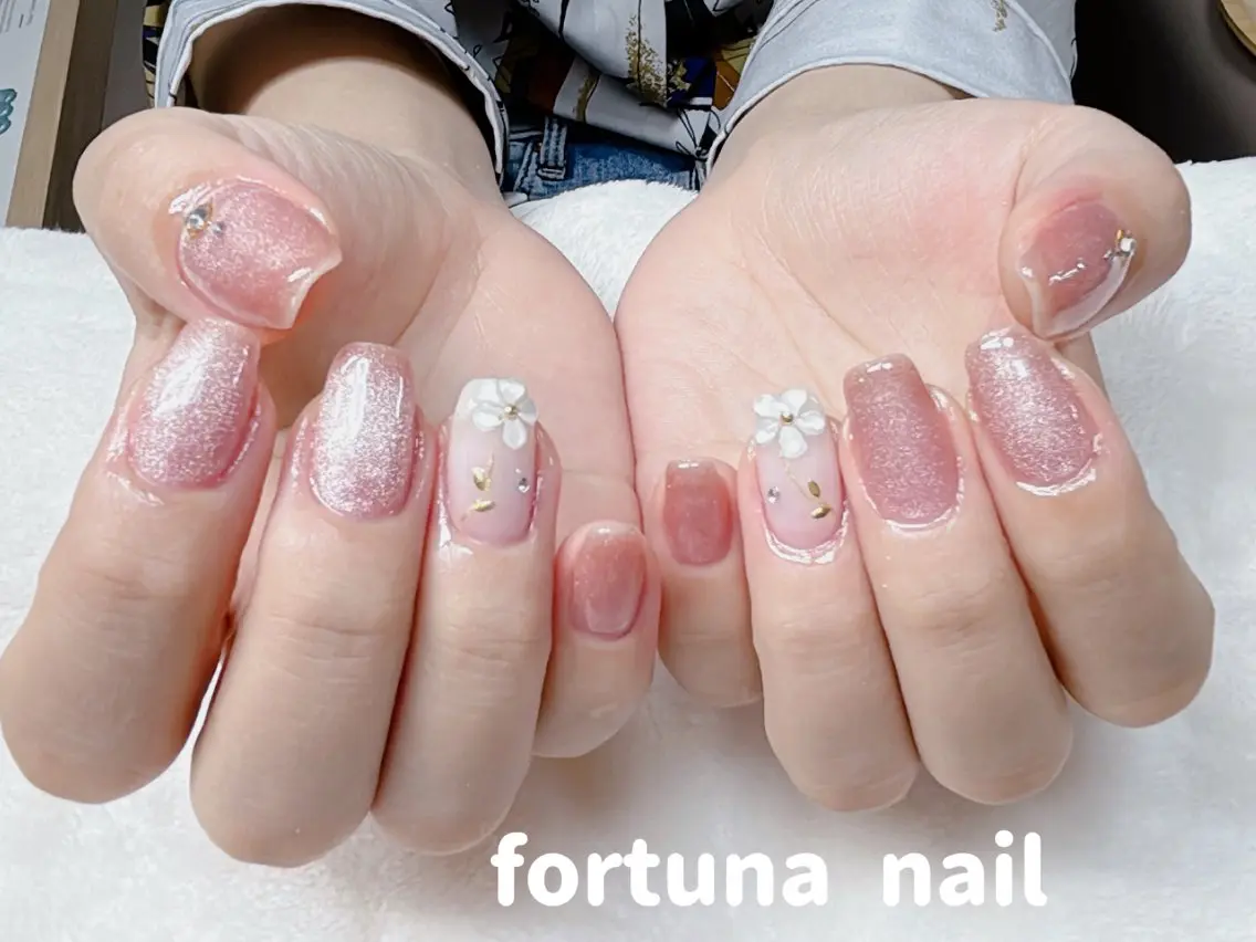 ネイル Nail •Head スパFortunaのネイルデザイン