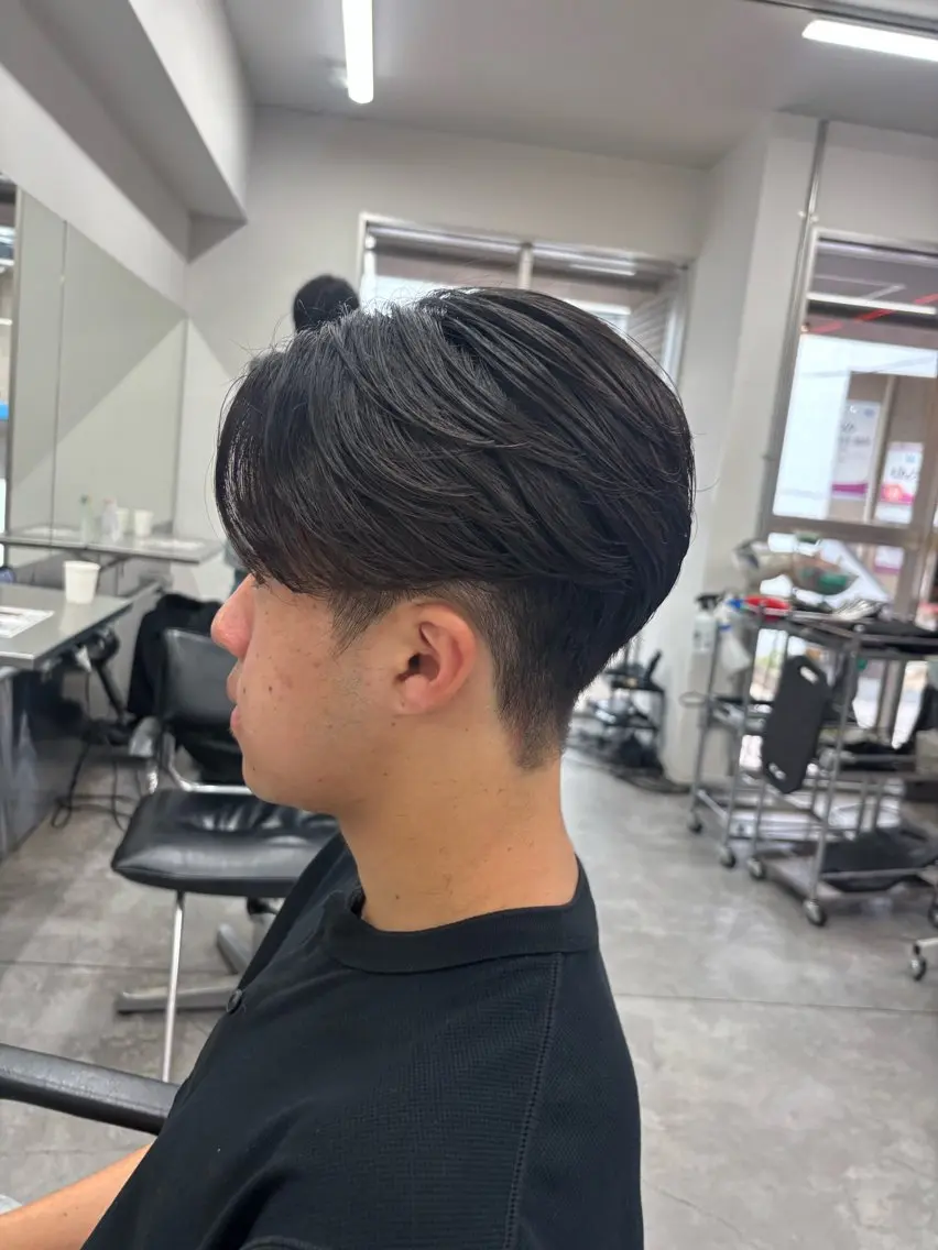 パーマ メンズ メンズ特化✨️ 韓国風パーマ🔥一八のヘアスタイル