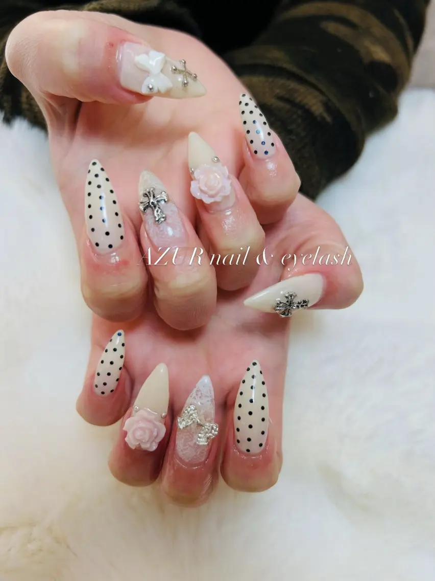 ネイル AZUR N&eyelashのネイルデザイン