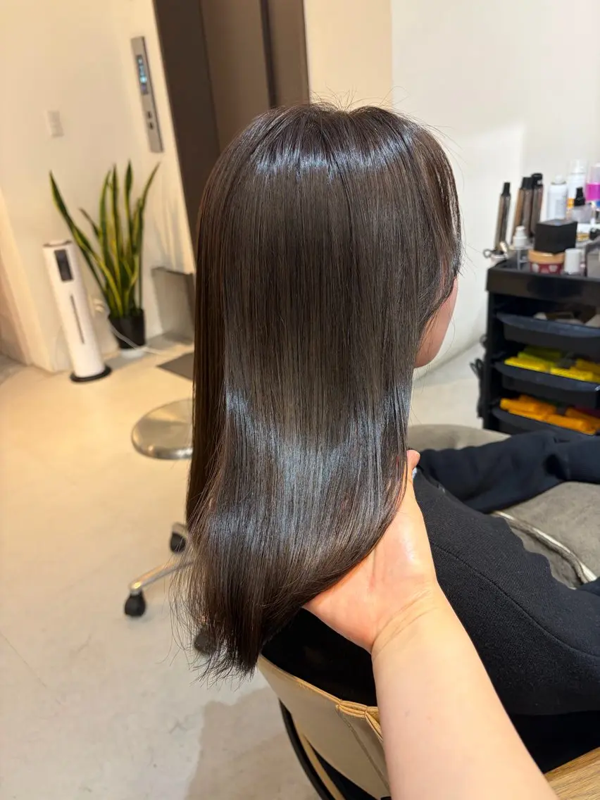 ミディアム カット ヘアカラー トリートメント ✨色持ちの良い艶 カラー✨蟹江真世のヘアスタイル