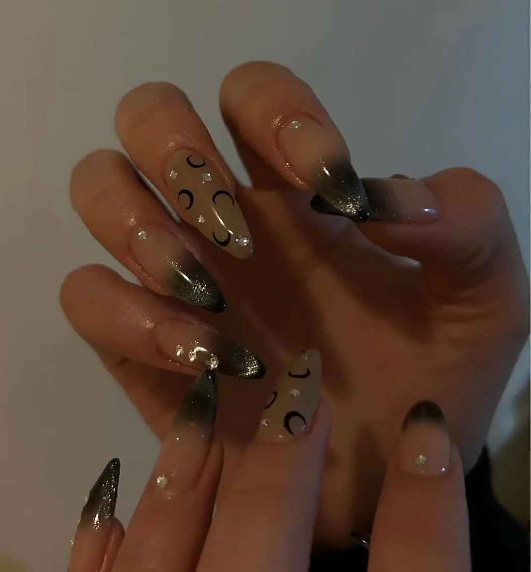 ネイル NiJi Nailsのネイルデザイン