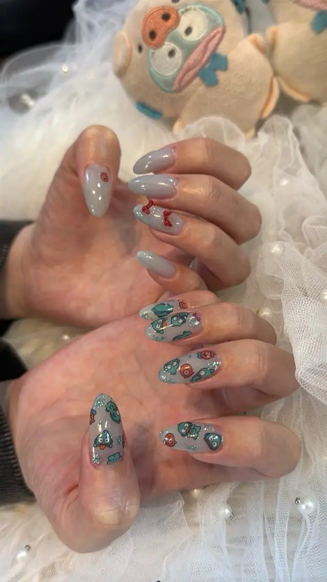 ネイル フラッシュネイル フラッシュマグ フットネイル フレンチネイル 韓国ネイル SAKU nail 作島茜のネイルデザイン
