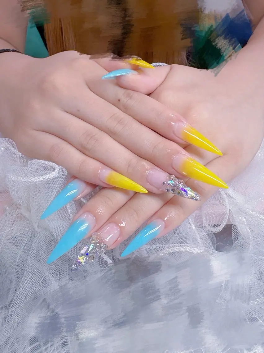 ネイル L’eclat Nailのネイルデザイン