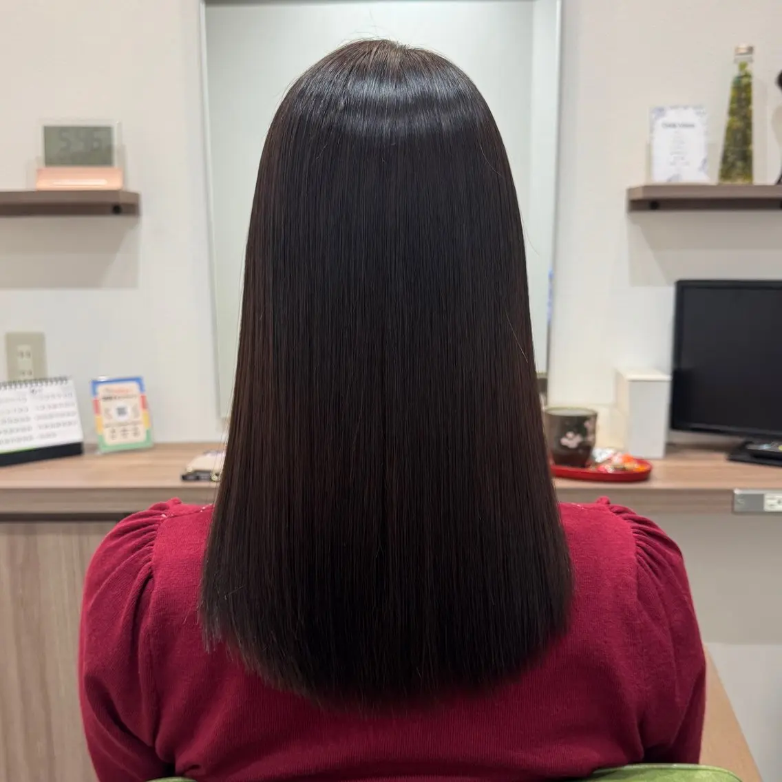 セミロング くせ毛 髪質改善 カット 縮毛矯正 トリートメント Dears 望月のヘアスタイル