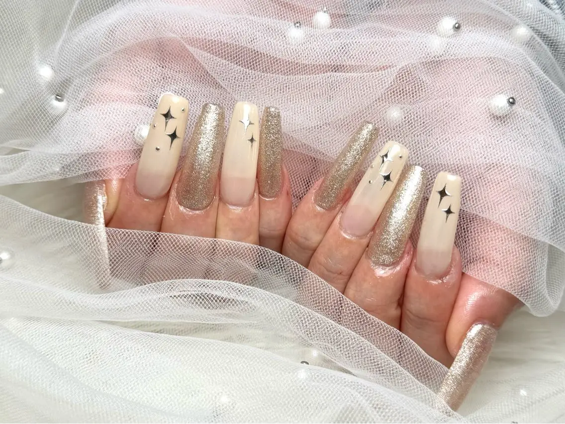 ロング ハンドネイル ハンドケア peTiT ✨️ yuzuki💞🫧のネイルデザイン