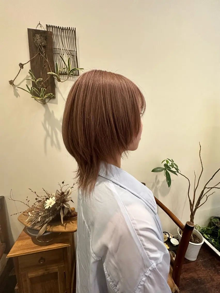 ショート カラー ブリーチ カット ヘアカラー LOA uraraのヘアスタイル