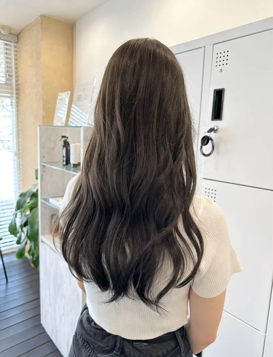 カラー ベージュカラー 透明感カラー オリーブベージュ GRANDEUR 堀内のヘアスタイル