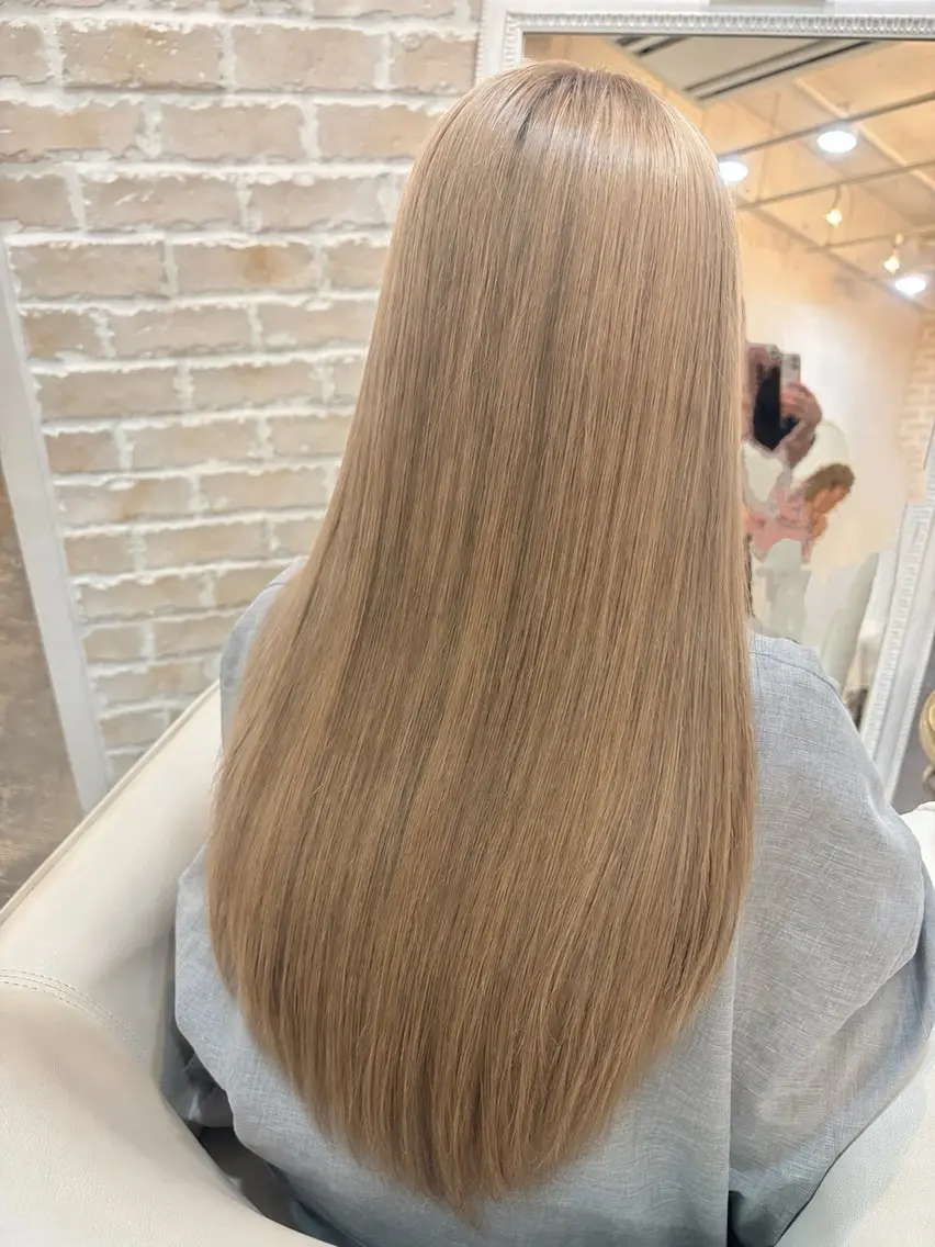ロング カラー ブリーチ ケアブリーチ トリートメント カット ヘアカラー トリートメント 木津奈保子💚 ✨髪質改善のヘアスタイル