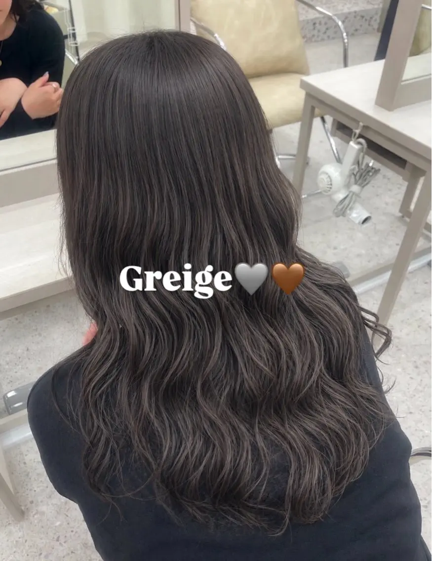 カラー ブリーチ 透明感カラー グレージュ ブリーチなしカラー 髪質改善 ヘアカラー COCO reiのヘアスタイル