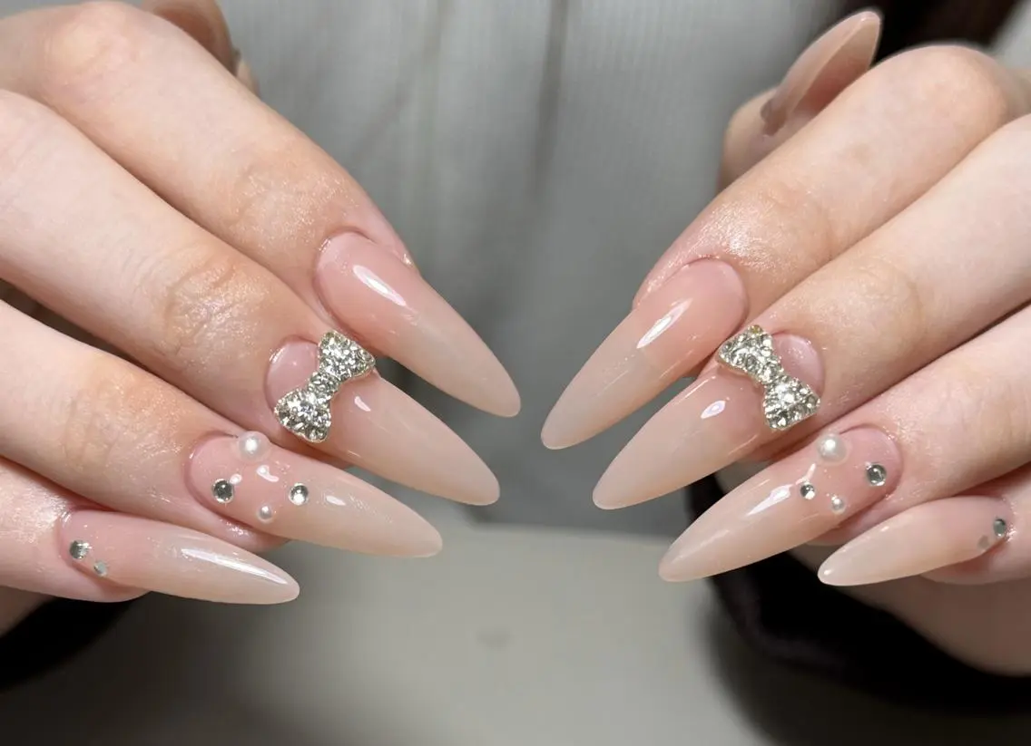 ネイル ハンドネイル ハンドケア 🍑 momo_nailのネイルデザイン