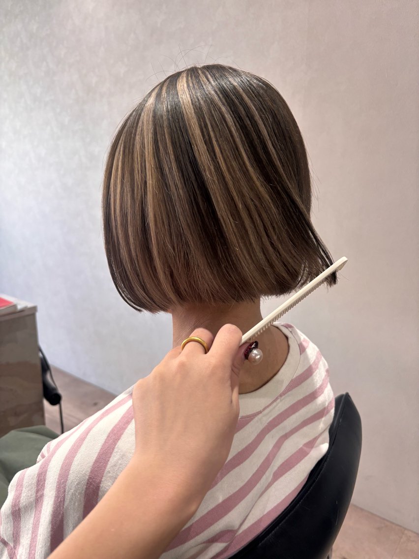 ショート 山本 真生のヘアスタイル