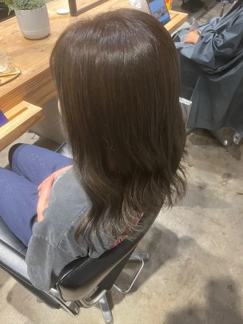 カラー 西村 颯世のヘアスタイル