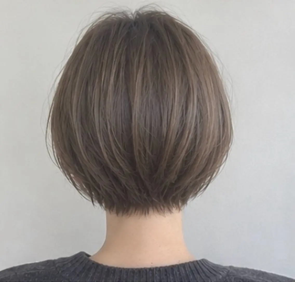 ショート ショートボブ 丸みショート ボブ くびれヘア 髪質改善 FORCE 青木明日翔のヘアスタイル