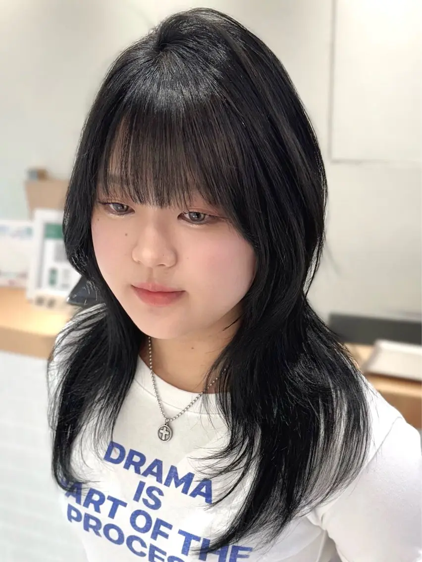 ミディアム ハッシュカット ハイレイヤー 韓国風ヘア レイヤーカット 🫧レイヤーカット/ 韓国ヘア🫧辻優也のヘアスタイル