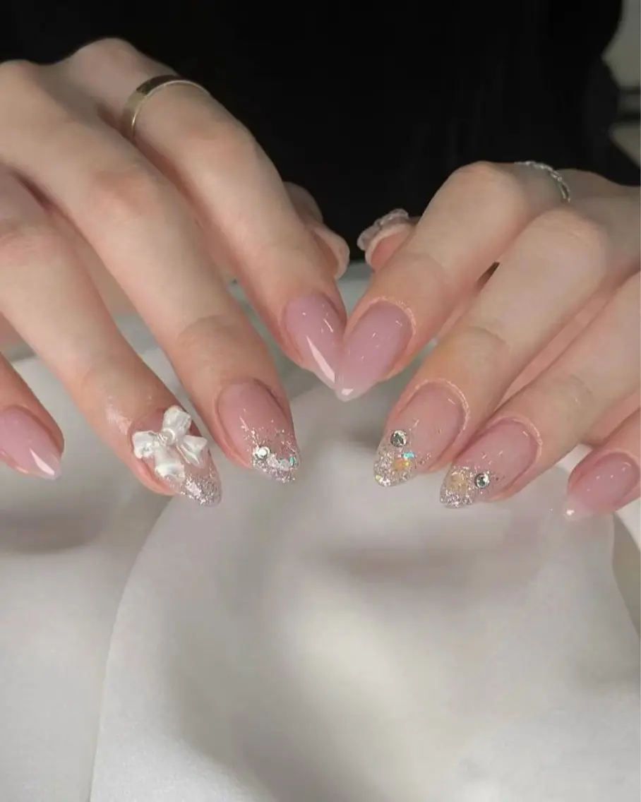 ネイル フラワーネイル フレンチネイル ジェルネイル ガラスフレンチ ハート ハンドネイル BabyYouMi nailのネイルデザイン
