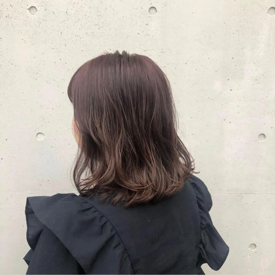 ミディアム カラー ヘアアレンジ ブラウンカラー ラベンダーカラー ラベンダーブラウン カット ヘアカラー トリートメント 酸性縮毛矯正🧴韓国 レイヤー/髪質改善のヘアスタイル