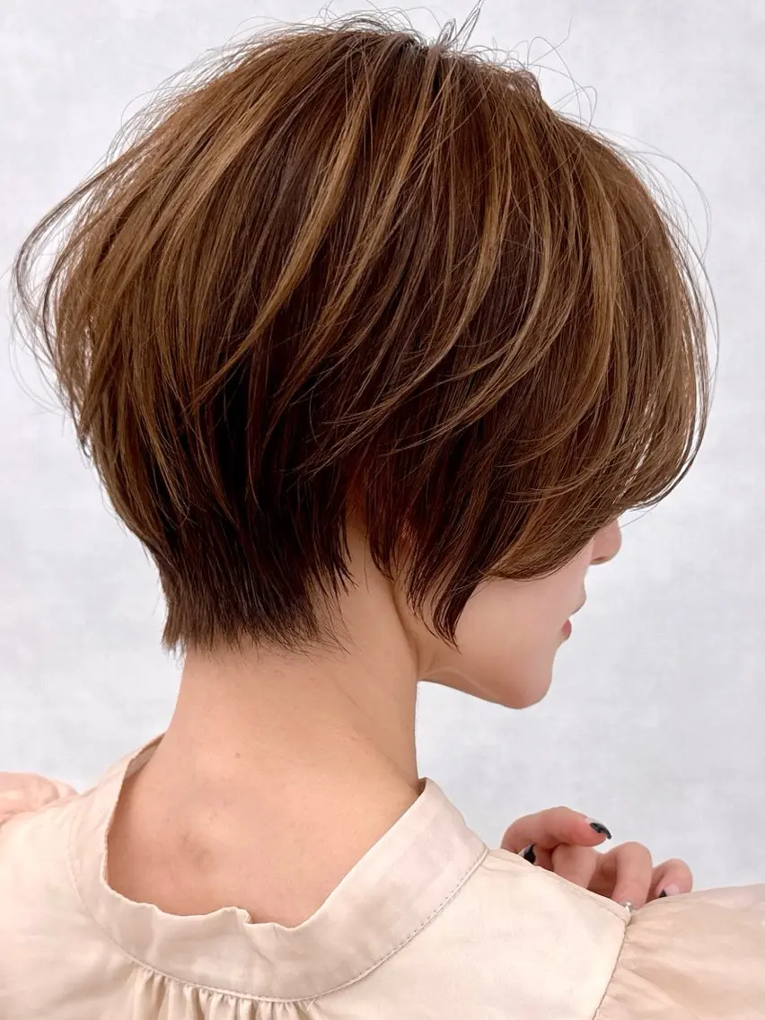 ショート 三鷹で1番ショート ボブをカットする新谷のヘアスタイル