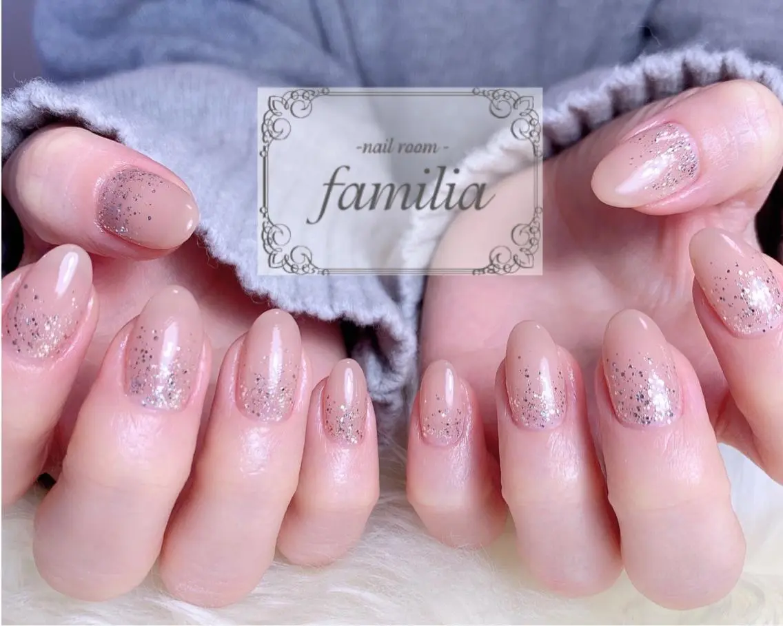 ネイル グラデーション ラメ(グリッター) ラメグラデーション ハンドネイル -nailroom- familiaのネイルデザイン