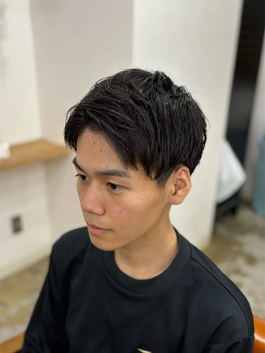 メンズ アイブロウ メンズアイブロウ 金子 千登のヘアスタイル