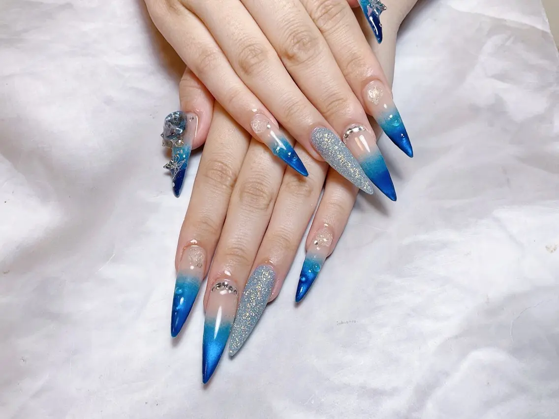 ネイル ハンドネイル 🍭Yun nail hyejin🌸のネイルデザイン