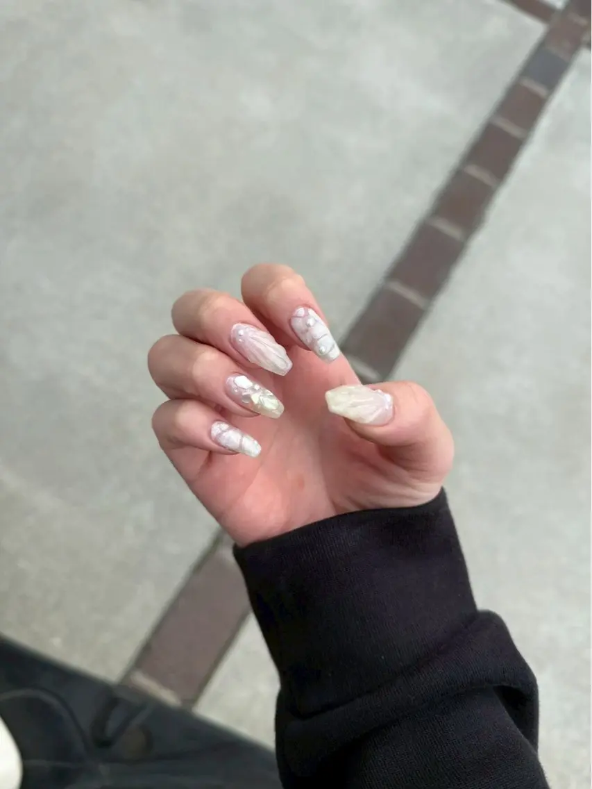 ネイル Liora💅 nailsalonのネイルデザイン