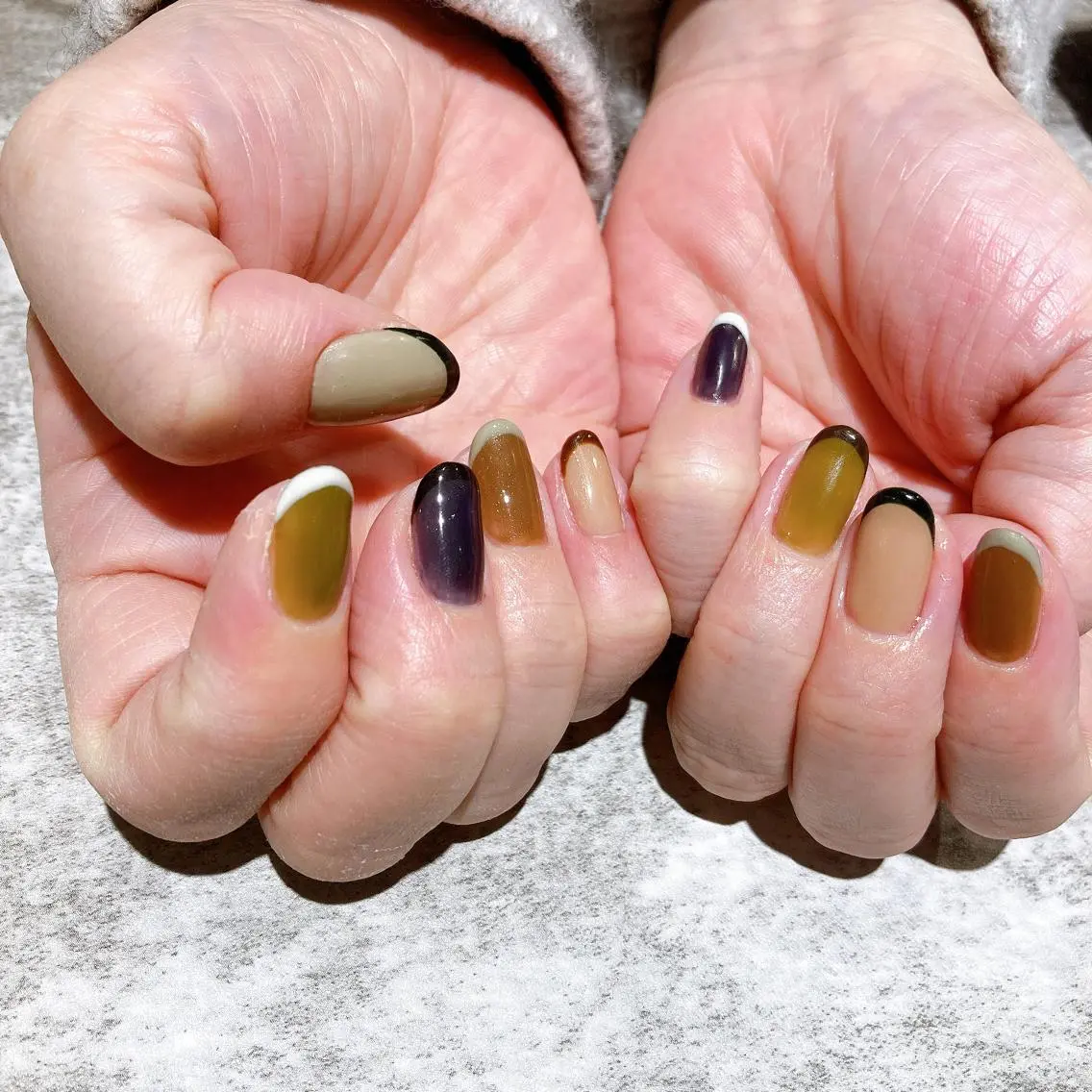 ネイル カジュアル フレンチネイル ジェルネイル ニュアンスネイル オフィスネイル ハンドネイル ハンドケア nails by Mikaのネイルデザイン