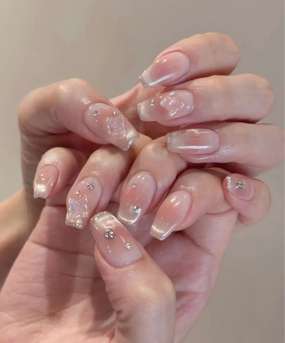 ネイル オーロラネイル べっ甲ネイル チークネイル 成人式 長さ出し ハンドネイル ハンドケア For you. Nail Salonのネイルデザイン