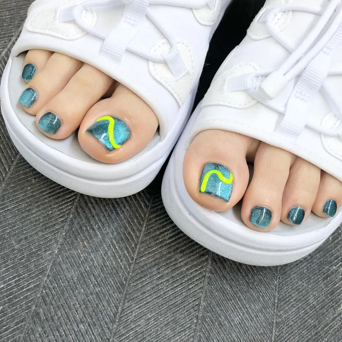 ネイル フットネイル マグネットネイル 587nail *のネイルデザイン
