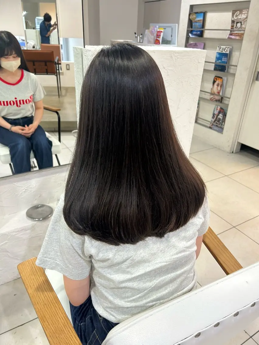 カット+縮毛矯正+前処理トリートメント+3stepトリートメントの写真