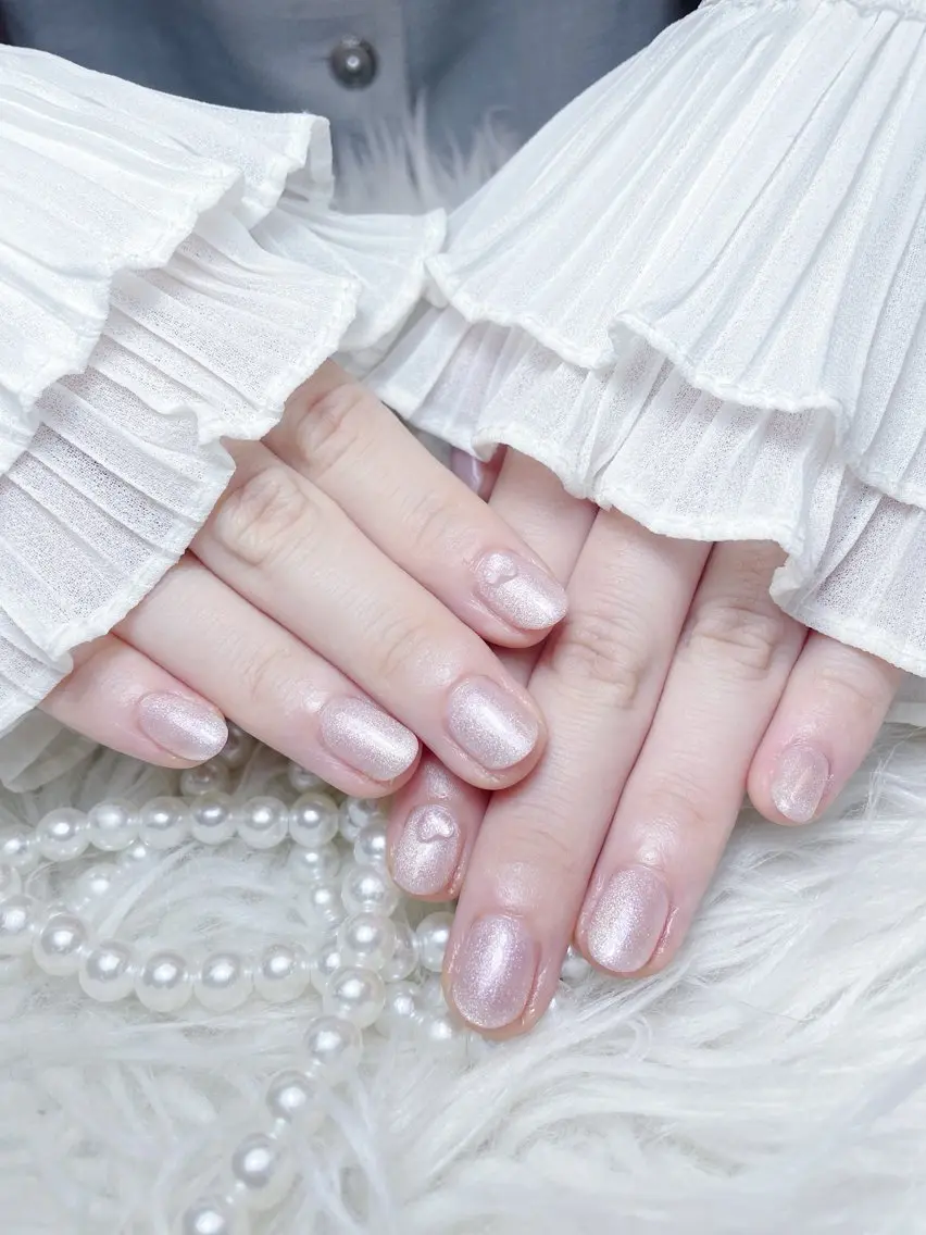 ネイル チークネイル 長さ出し フラワーネイル フレンチネイル ガーリー ハンドネイル NEW NAIL 池袋のネイルデザイン