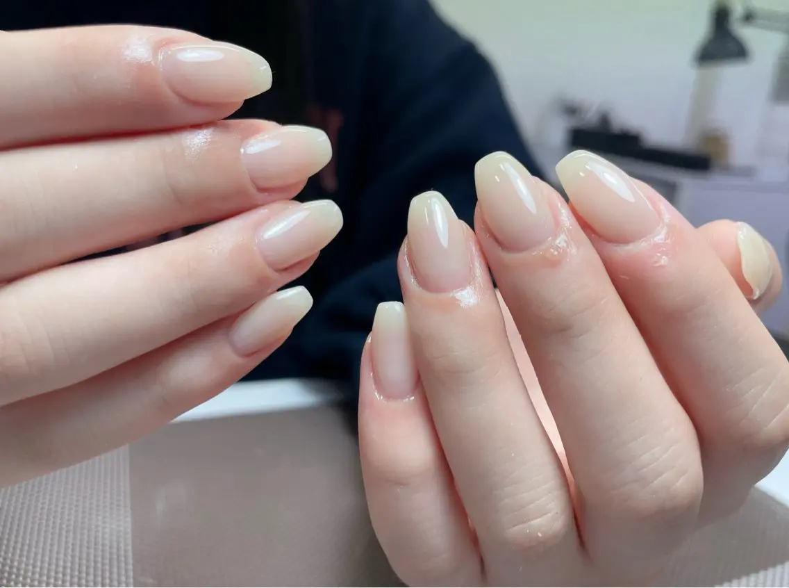 ネイル チークネイル 長さ出し フレンチネイル グラデーション キラキラネイル 中野駅から2分 MEO NAILのネイルデザイン